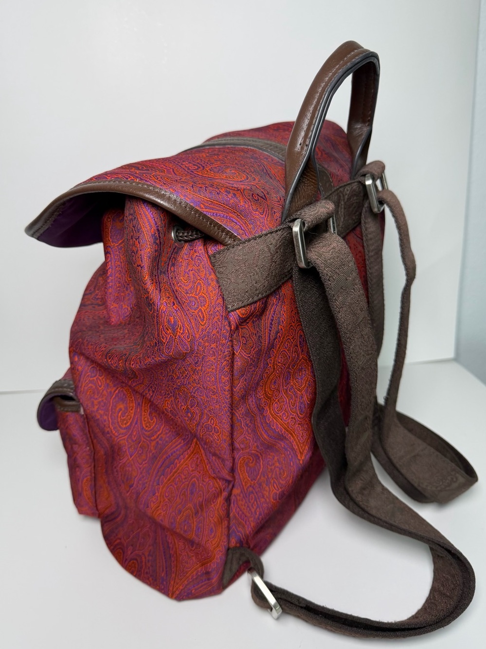 Robert Graham Stellen Rucksack Paisley Red Purple Silk + Brown Leather, Backpack - Picture 7 of 16